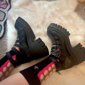 🖤 Brand New Dollskill Aftercore Emerald Buckled Boots in 38 🎀🖤